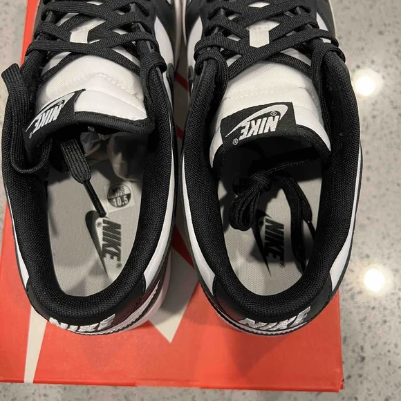Nike Dunk Low Retro Black/White aka Panda 10.5 NWT - Picture 8 of 8